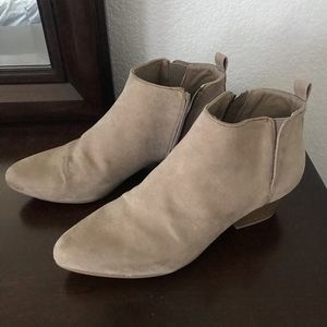 Ankle boots